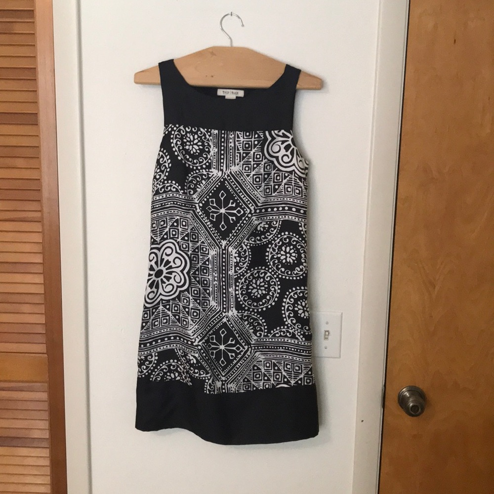 WHITE HOUSE|BLACK MARKET silk shift dress sz 0